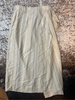 Women's 100% Silk Stripe Wrap Skirt - Cream/Gray
